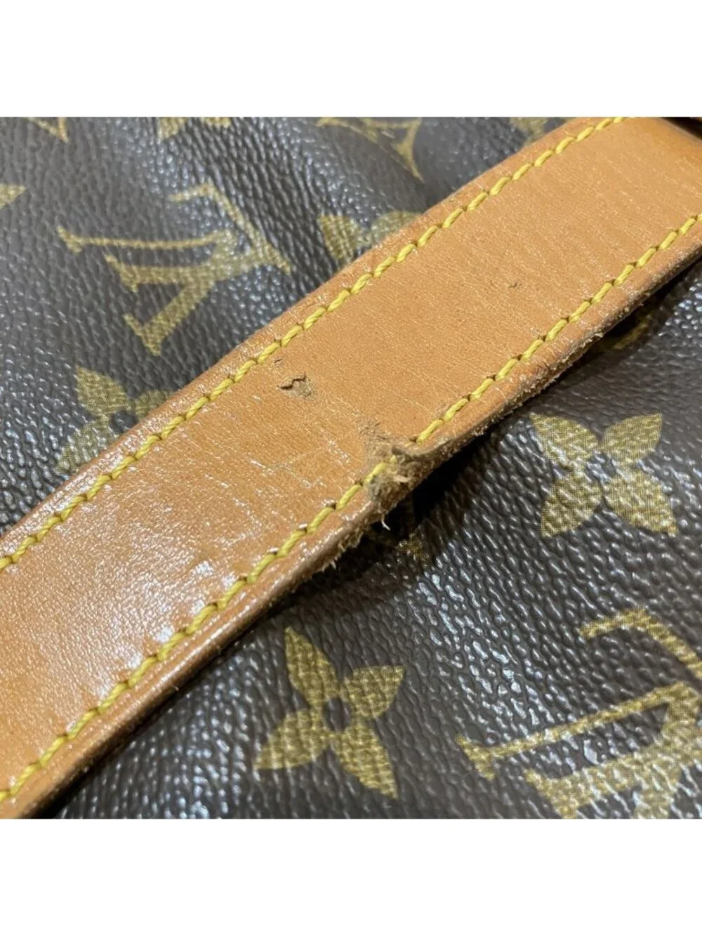 Louis Vuitton Saumur 35 Monogram Shoulder Bag Leather